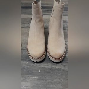 Dolce Vita chelsea boots